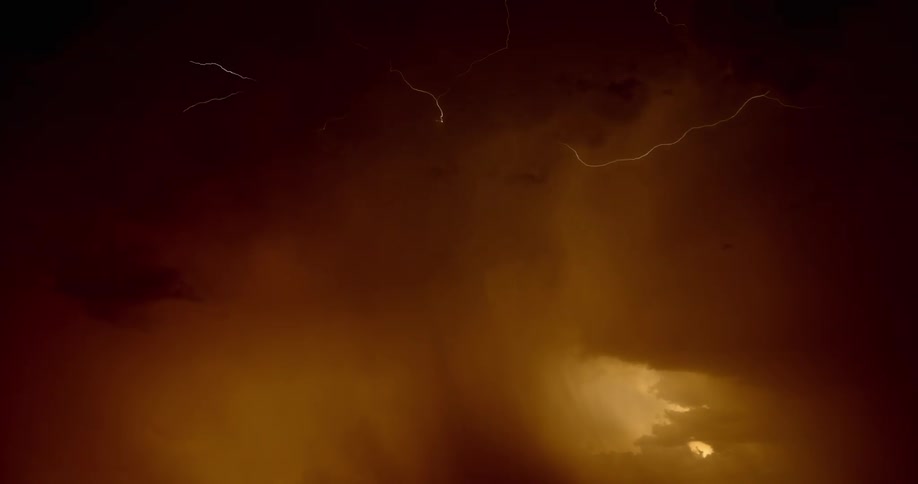 A sky with lightning and clouds