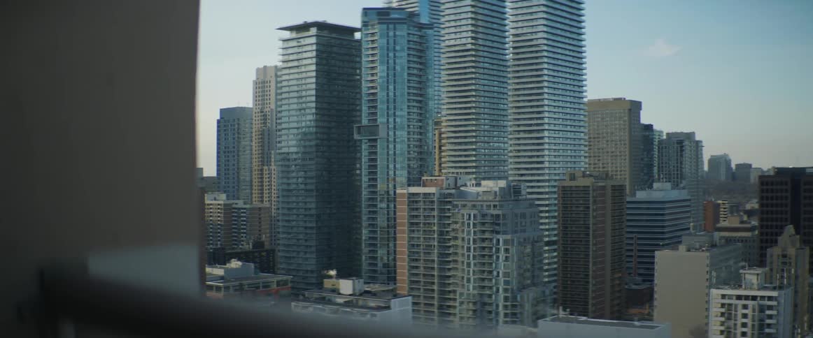 Tall skyscrapers on the citys downtwon skyline at morning