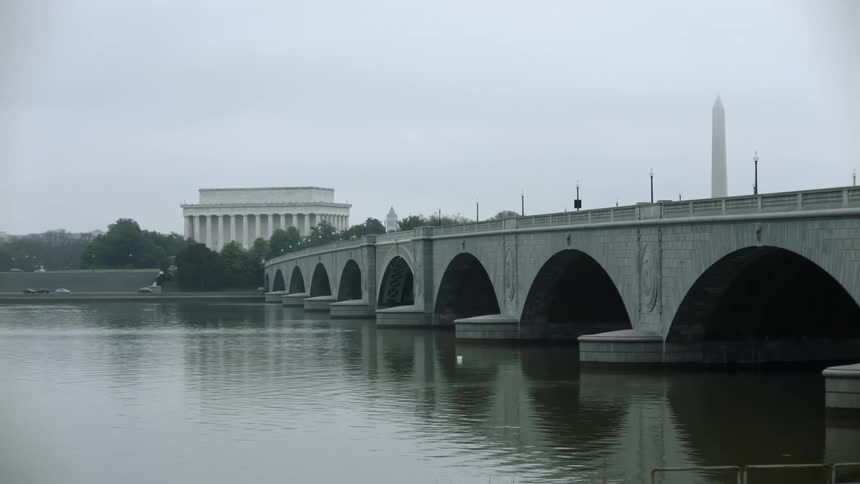 Arlington memorial bridge over the potomac river in Washington DC