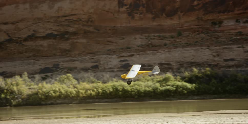 Small airplane coming in for a landing