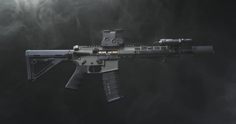 The fog flows over the rifle