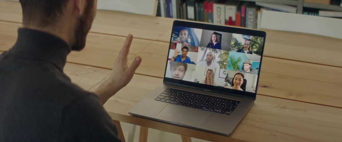 People are having a meeting over video