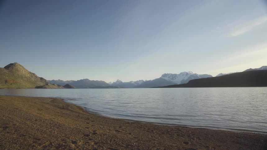 A wide view of a lake