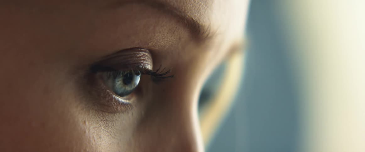 A close up of a persons eye