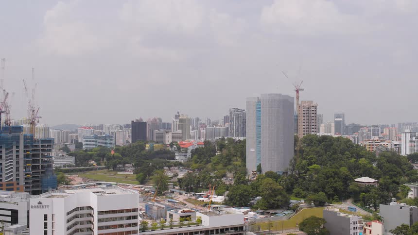 A new skyscraper goes up downtown