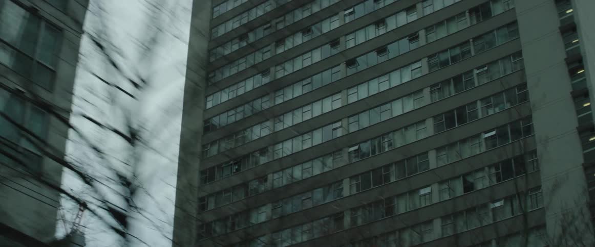 A view of a building in a city