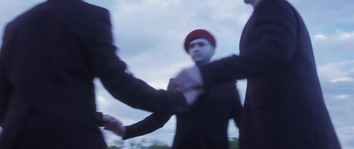 Mimes turning in circles
