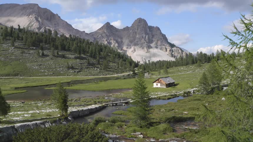 Aerial shot of a building in the wilderness