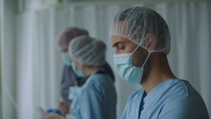 Doctors prepare medical supplies in the hospital
