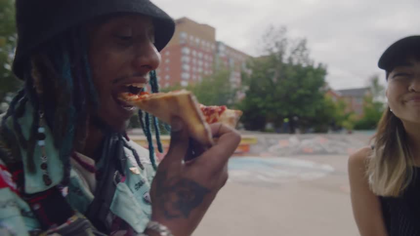 People eating pizza