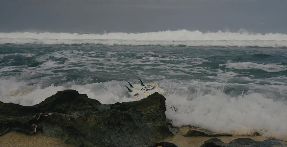 Big waves crashing
