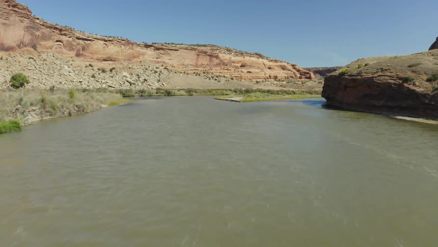 An aerial view of a river outdoors
