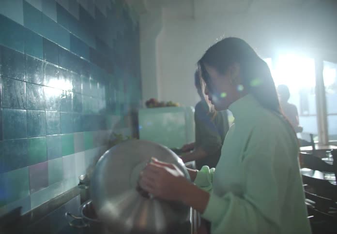People cooking with friends