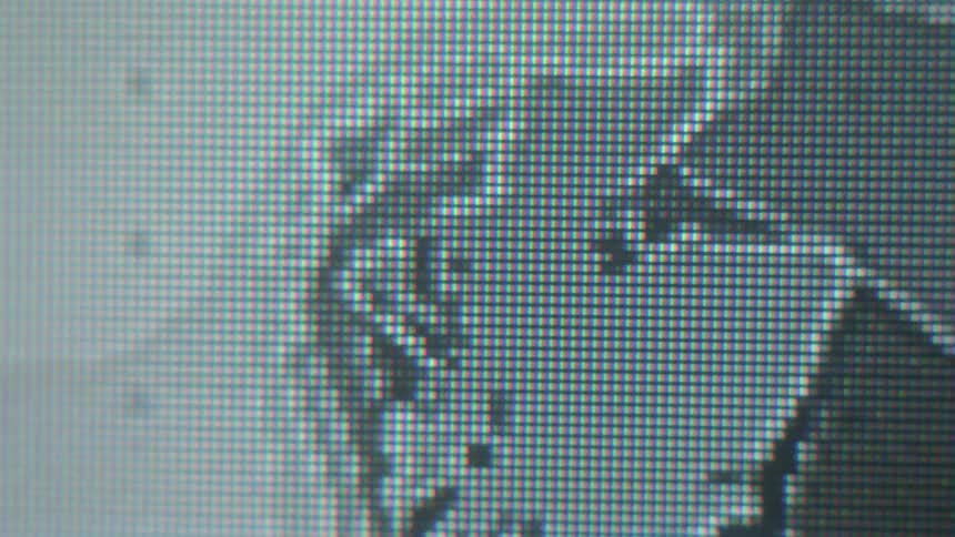 Close up of a display with an island and lines flashing around it