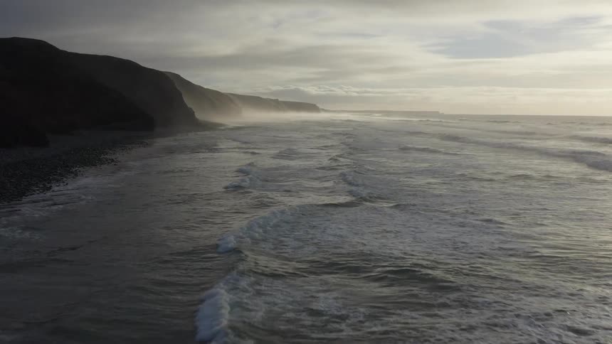 The waves move towards the shore