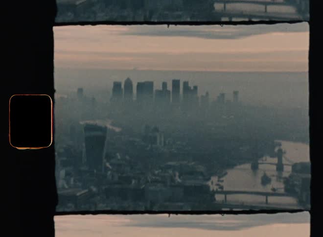 The heavy fog covers the city