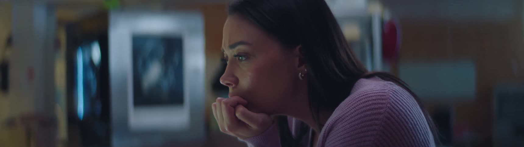 Woman re-reading the material on the screen to get new insights