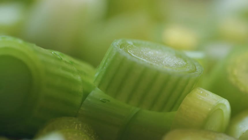 Close up of a pile of sliced green onions