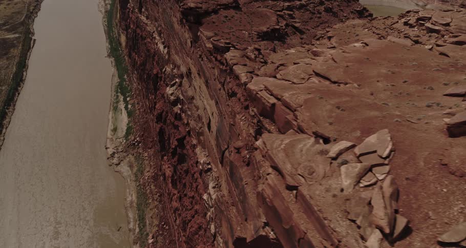 A river runs pas the canyon