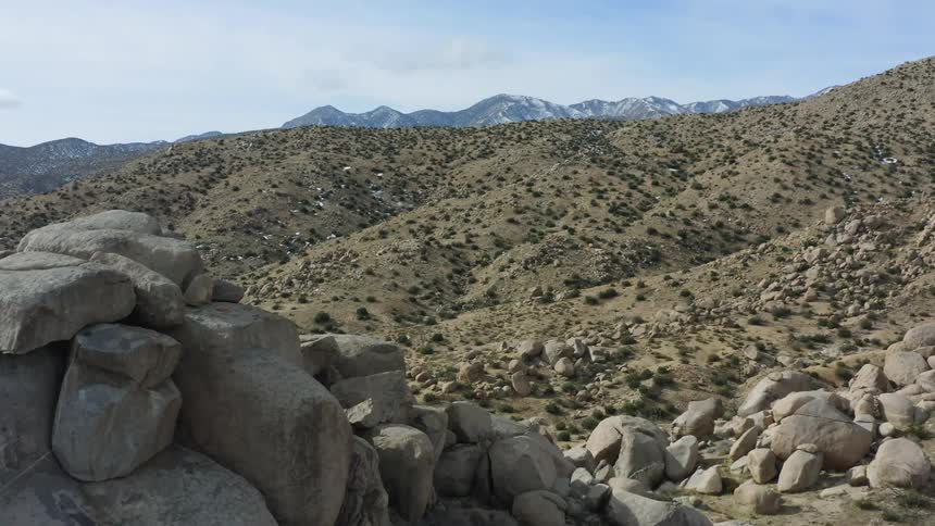 The desert is full of boulders