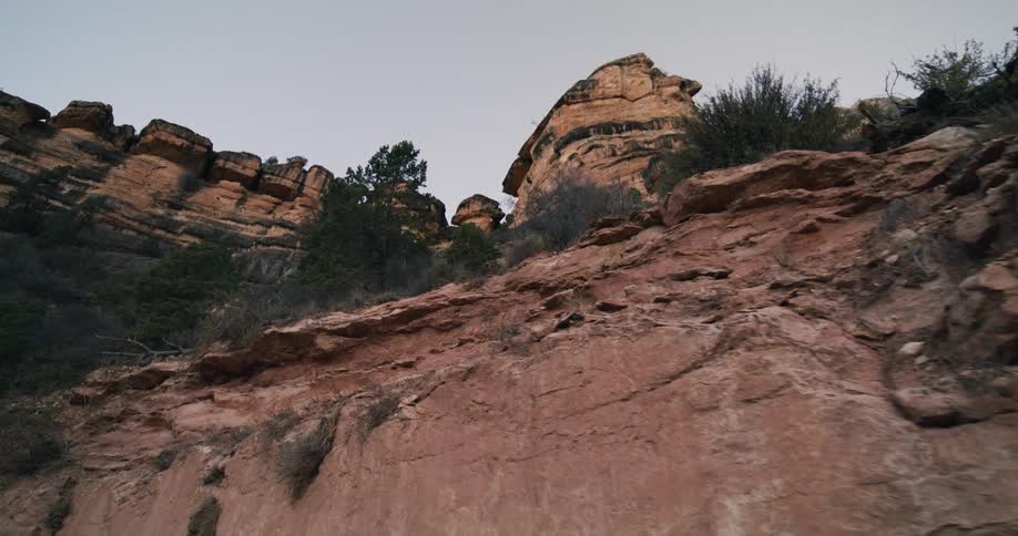 A view of a wall in the desert