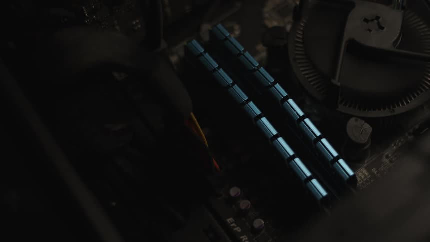 A circuit board with wires fan and spinning disk lights up