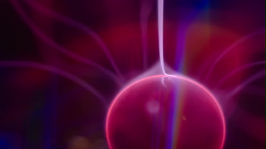 Colorful electric arcs from a plasma ball