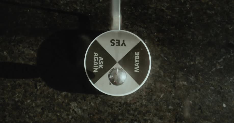 A view of a hanging magnet