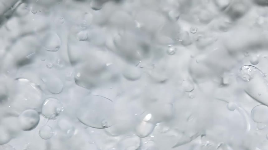 Bubbles and cells in clear flowing rolling liquid