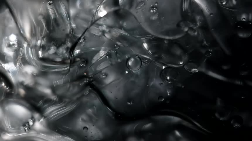 The water mixes around