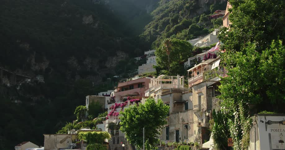 A view of a neighborhood with houses