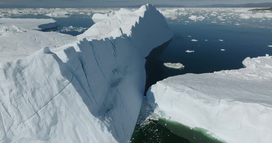 Large walls of ice are in the water