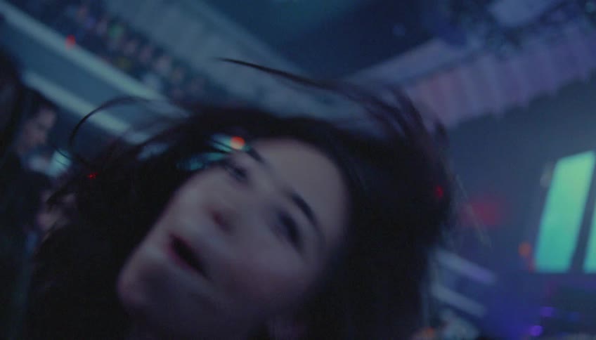People are dancing in the nightclub