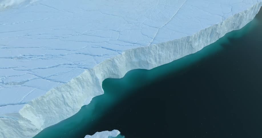 Ice glaciers form in the ocean