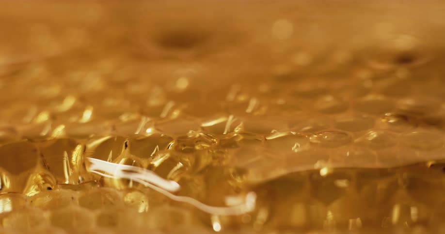 Flowing thick yellow liquid