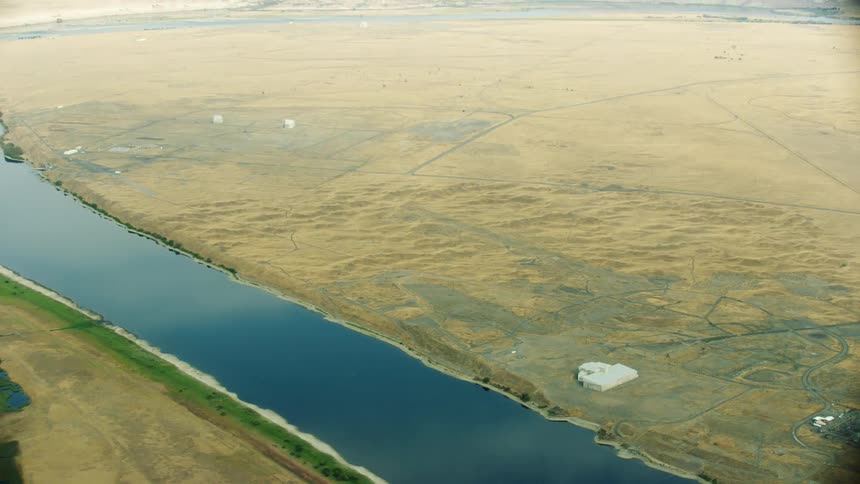 Nuclear Facilities at the Hanford Nuclear site along the Columbia River