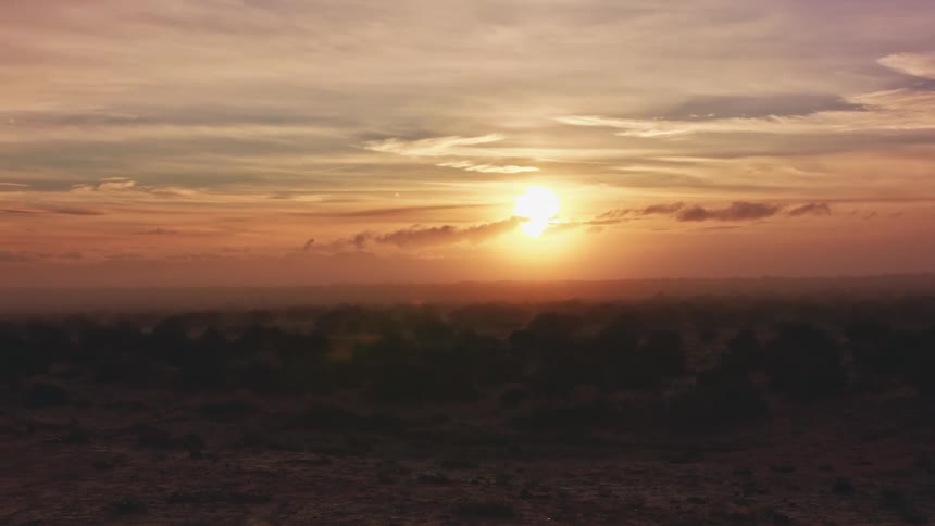 Sun goes down on the plains