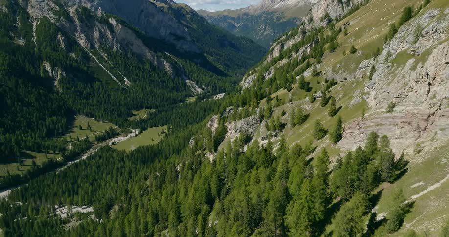 The valley is long and full of mountains