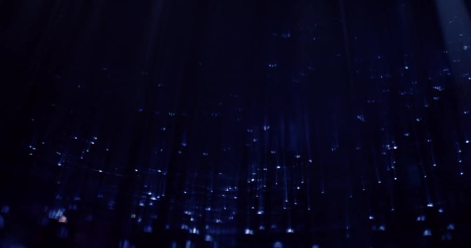 The lights shine and move