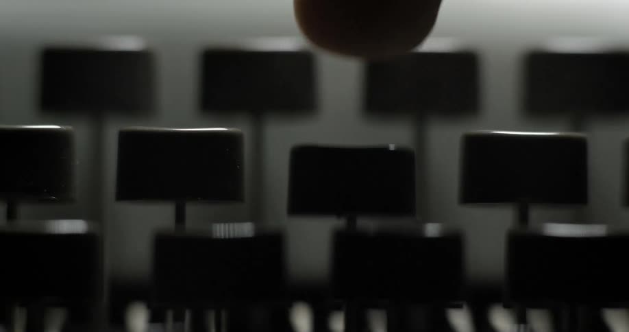 Macro Typewriter