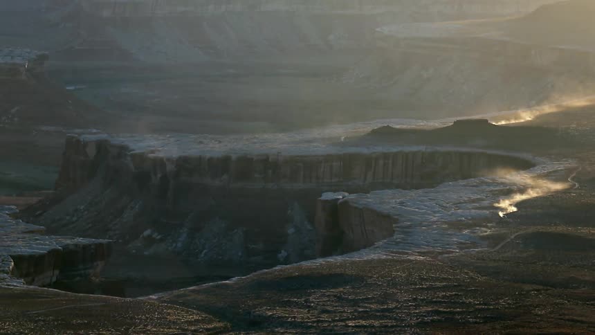 A canyon has many cliffs