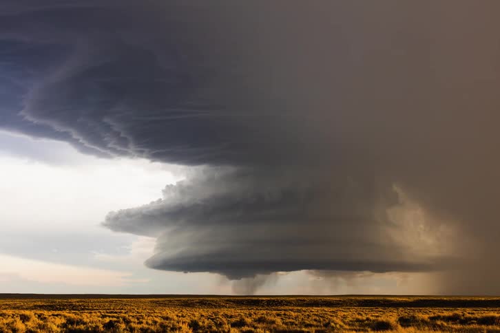 A stunning supercell mothership moves across the landscape