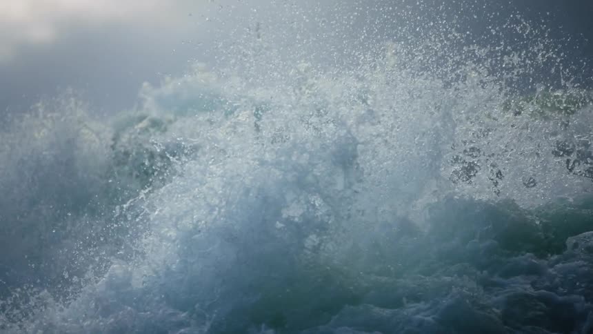 Oceanic Rhapsody: Captivating View of Waves in the Vast Sea