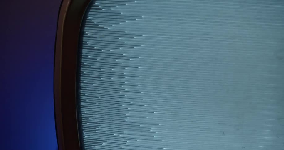 Static plays on a box style television
