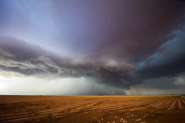 Chasing Tornadoes