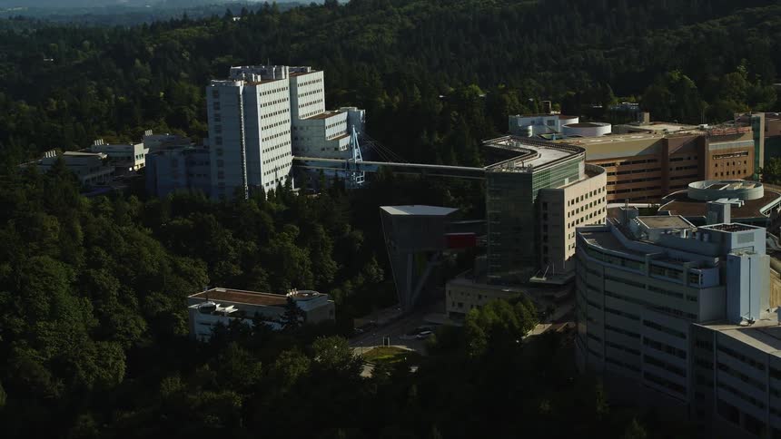 Tracking a gondola through Oregon Health and Science University in Portland on a sunny day