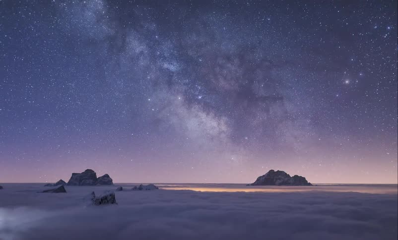 Shooting stars in the night sky