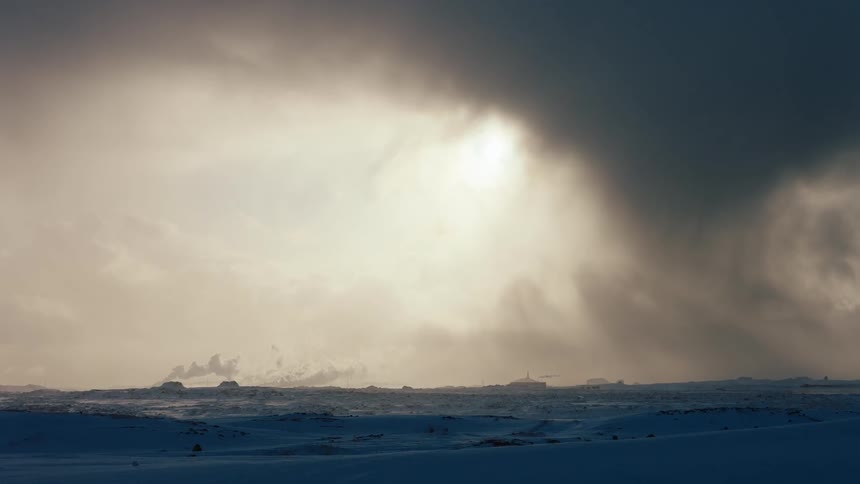Cloud covered horizon arctic plains