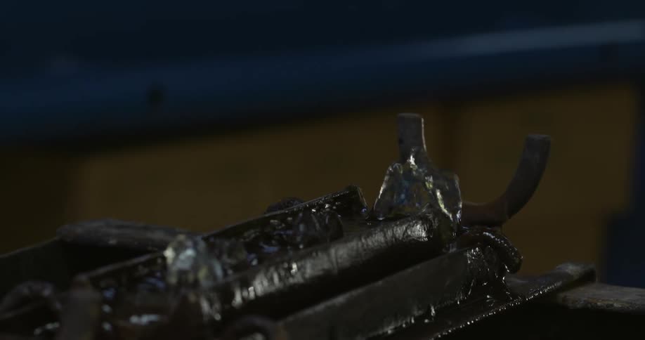 The water pours through the machine