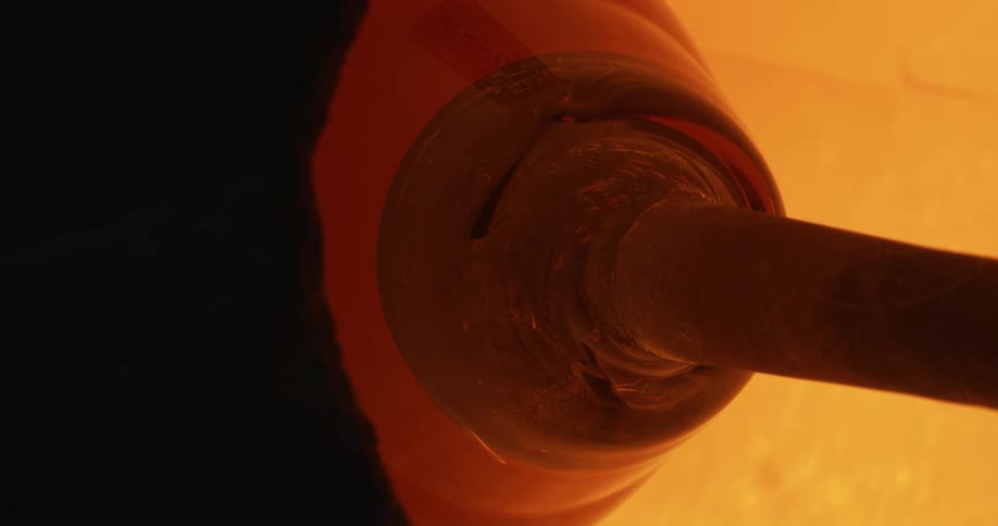 Molten glass on tool